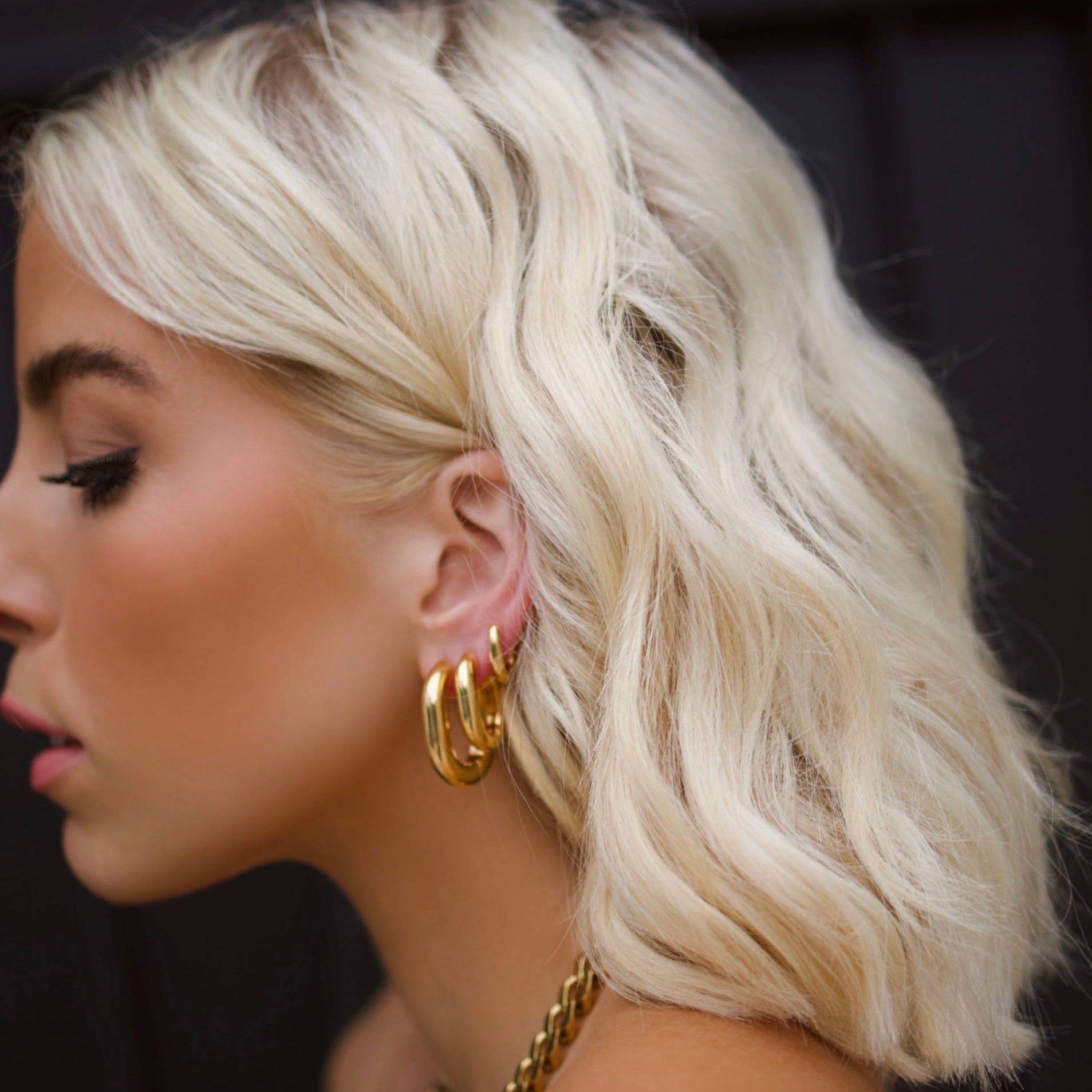 Icon Oval Hoops - Gold Medium by Erin Fader Jewelry