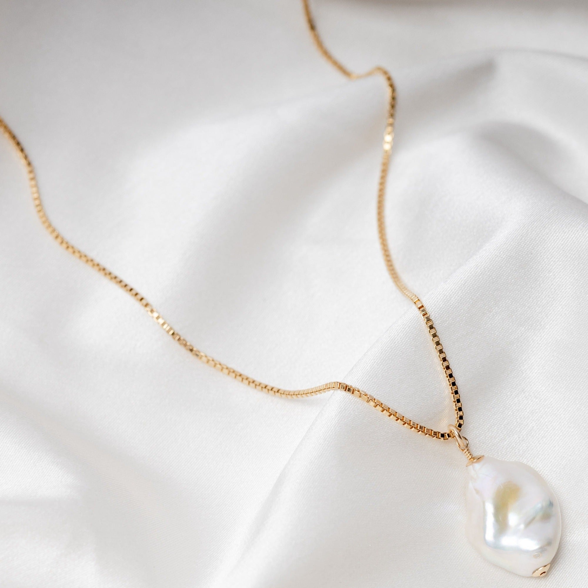 Riviera Pendant Pearl Necklace by Erin Fader Jewelry